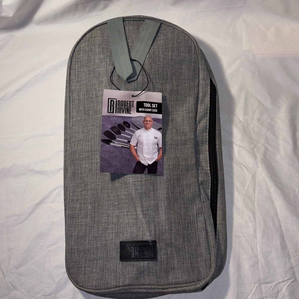Robert Irvine Kitchen 5-Piece Tool Set with Carry Case NWT